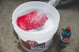 adam's polishes wash bucket