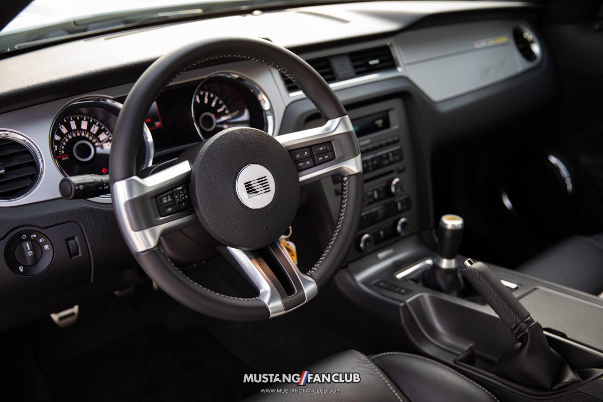 IMG_8558 Saleen SA30 Mustang Interior