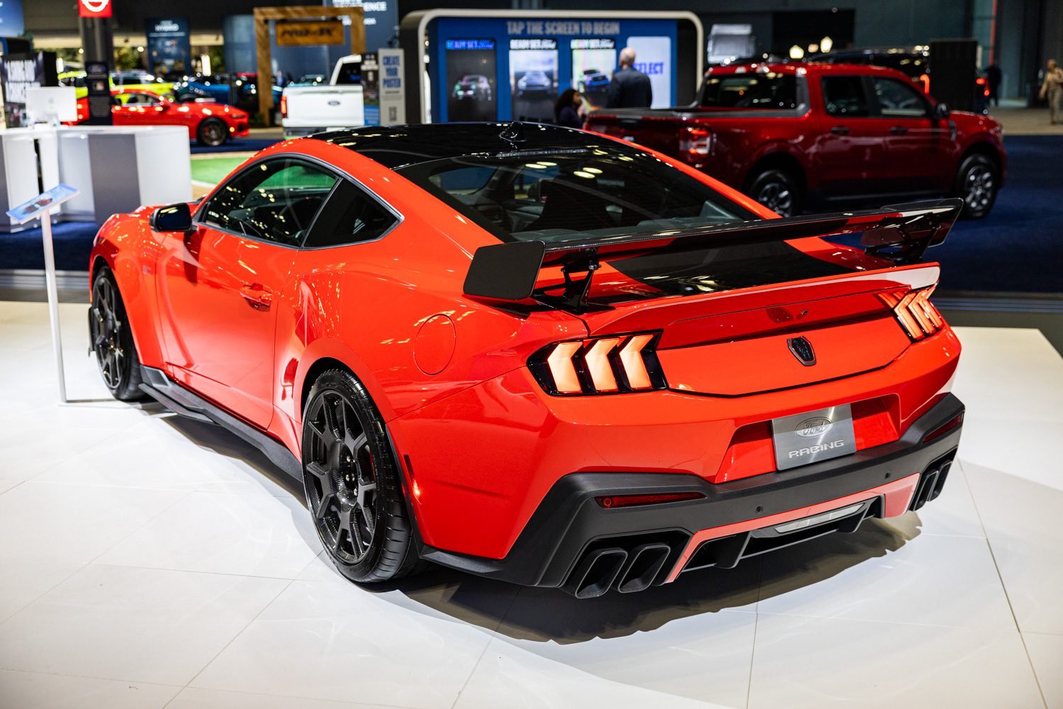 Race Red Dark Horse SC
